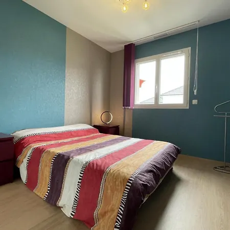 Chez Nicolas بيت للعطل