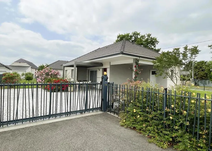 Chez Nicolas 펜션 *